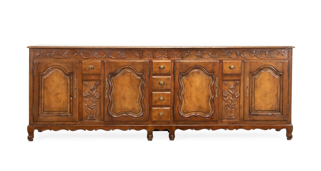 BAKER FRENCH PROVINCIAL SIDEBOARD / ENFILADE (1 of 7)