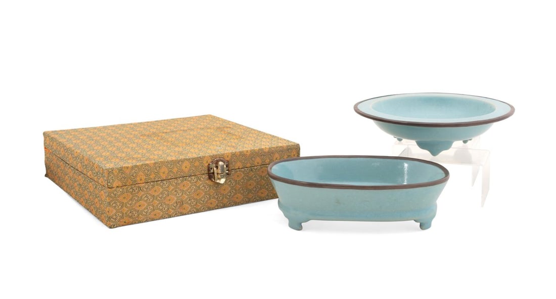 2PCS CHINESE CELADON GLAZED BOWLS (1 of 9)