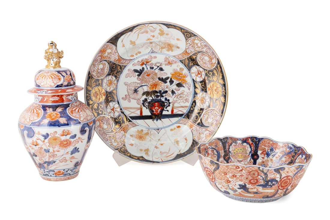 3PCS, IMARI DECORATED PORCELAIN (1 of 14)