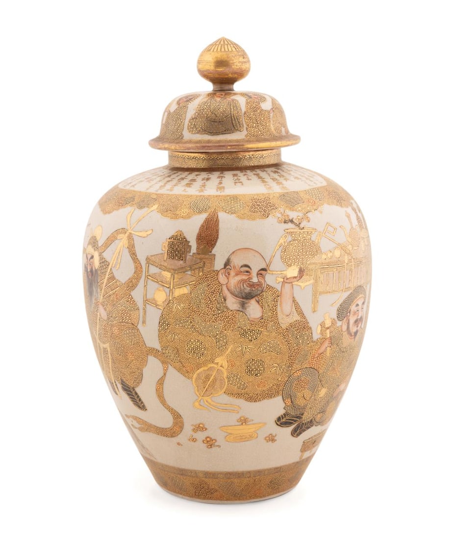 JAPANESE LIDDED SATSUMA VASE W/ WARRIORS (1 of 10)