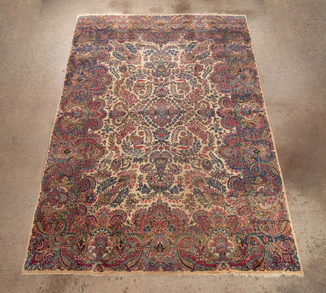 LARGE HAND WOVEN PERSIAN KERMAN RUG (1 of 5)