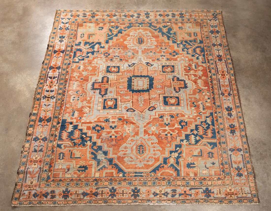 LARGE HAND KNOTTED ANTIQUE PERSIAN HERIZ RUG (1 of 4)