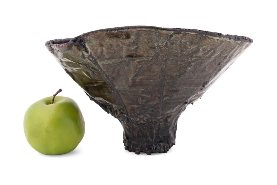 JUNE SCHWARCZ, MODERN ENAMEL BOWL, #915 (1 of 8)