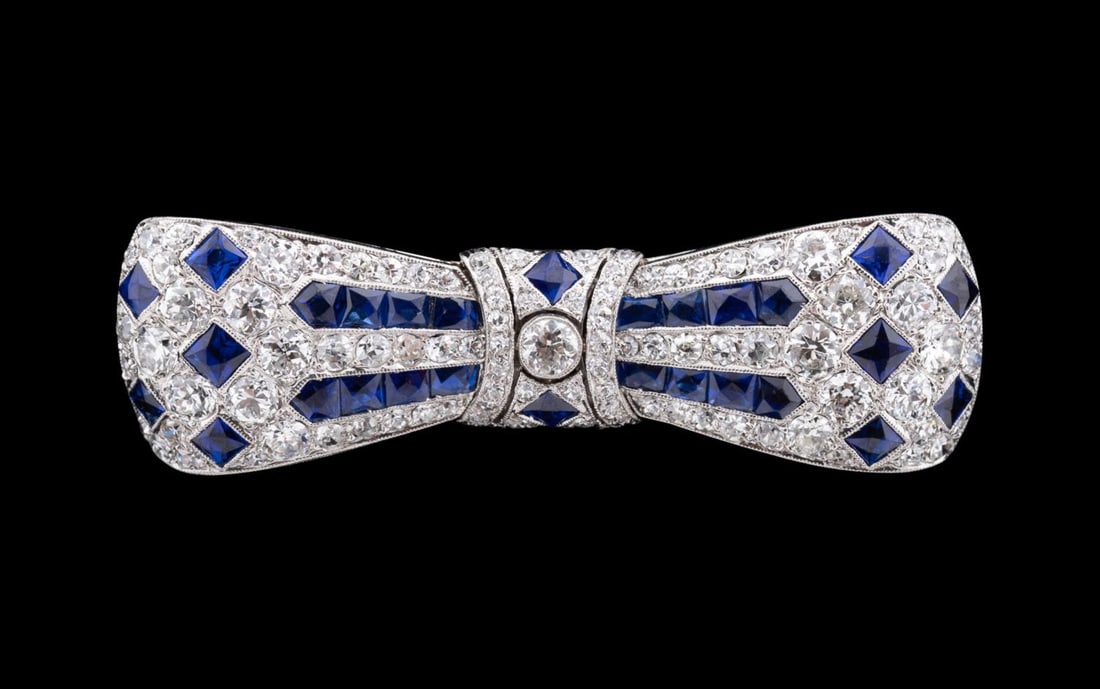DIAMOND AND SAPPHIRE PLATINUM BOW BROOCH (1 of 5)