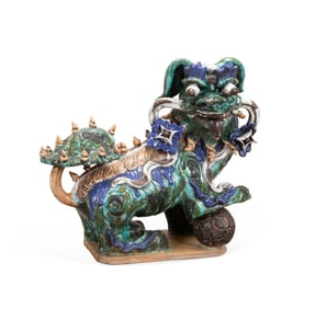 CHINESE POLYCHROME CERAMIC GUARDIAN LION