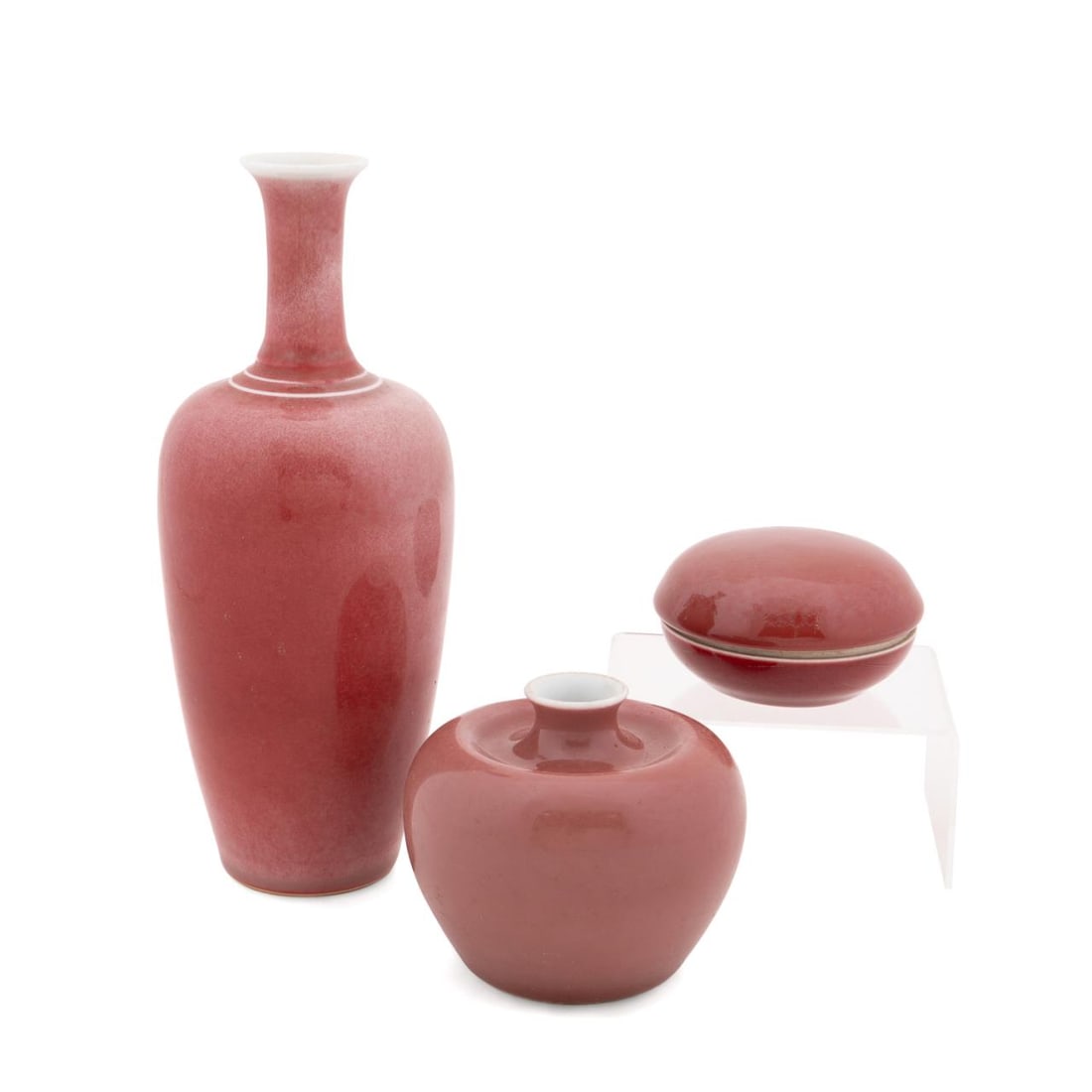 THREE CHINESE PEACH BLOOM RED GLAZED TABLEWARE (1 of 9)