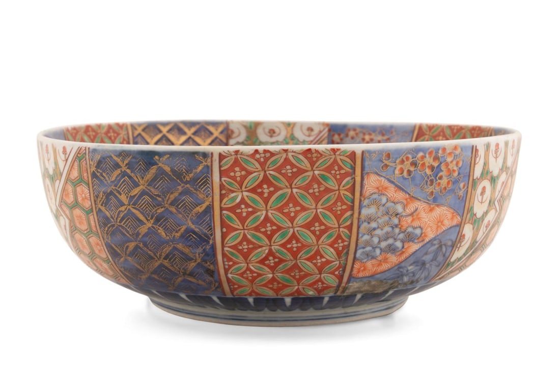 C. 1800 JAPANESE IMARI BOWL, CHRISTIE'S LABEL (1 of 6)