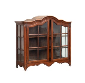 19TH C. PROVINCIAL STYLE OAK VITRINE