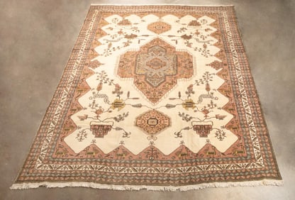 LARGE HAND WOVEN PERSIAN MESHKIN RUG