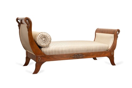FRENCH EMPIRE STYLE MAHOGANY DAY BED