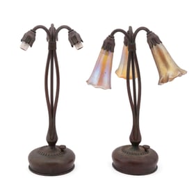 PAIR OF TIFFANY STUDIOS 3-LIGHT BRONZE LILY LAMPS