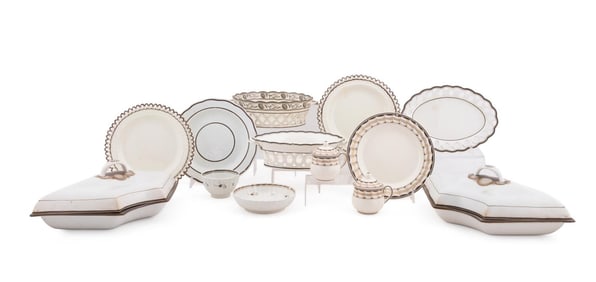 13 PIECE OF ASSORTED ENGLISH CREAMWARE TABLEWARE