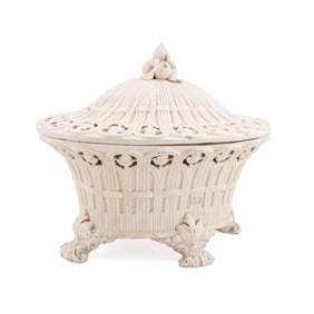 ITALIAN RETICULATED CREAMWARE POTPOURRI
