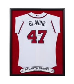 TOM GLAVINE AUTOGRAPHED ATLANTA BRAVES JERSEY