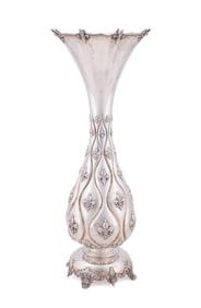 TIFFANY & CO 'FLEUR DE LIS' STERLING VASE, C. 1900