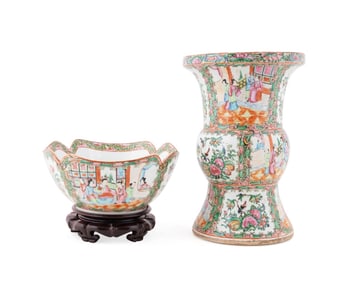 CHINESE ROSE MEDALLION VASE AND BOWL