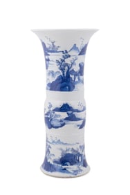 CHINESE BLUE AND WHITE GU-FORM VASE