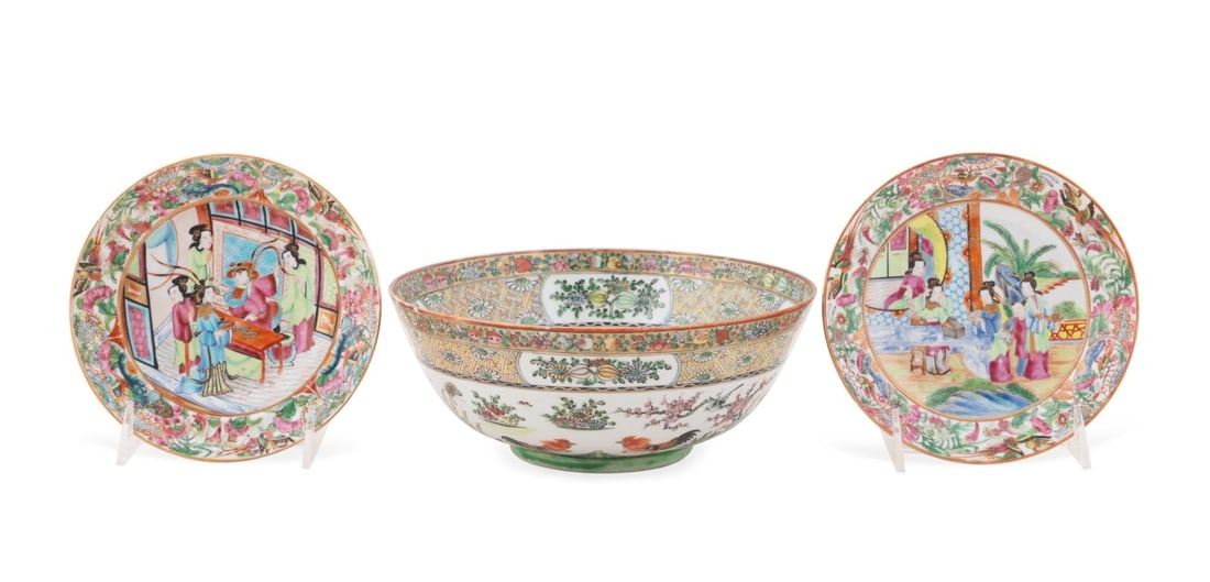 3 CHINESE FAMILLE ROSE TABLEWARE PIECES: Chinese. Three pieces of porcelain serveware, comprising two Rose Medallion small dishes with court figures, and one bowl with garden scenes and roosters, apparently unmarked. Approximate dimensions:
