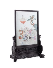 CHINESE PORCELAIN TABLE SCREEN