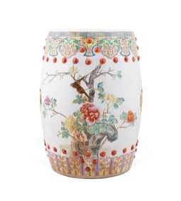 FAMILLE ROSE 19TH CENTURY GARDEN SEAT