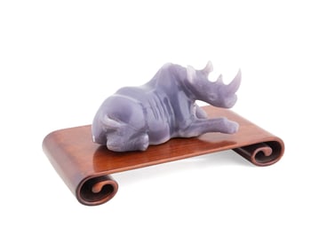 LAVENDER AGATE CHINESE RHINO FIGURE
