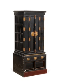 LACQUERED JAPANESE SHRINE CABINET