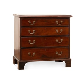 ENGLISH GEORGE III STYLE MAHOGANY CHEST