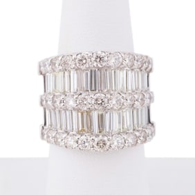 DIAMOND COCKTAIL PLATINUM BAND RING