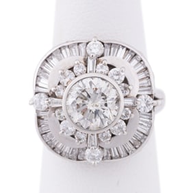 ART DECO STYLE DIAMOND RING IN PLATINUM