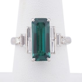 ALEXANDRITE & DIAMOND PLATINUM RING, GIA