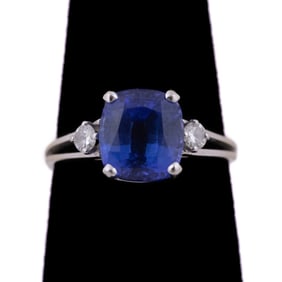 2.85 CT TANZANITE & DIAMOND 14K WHITE GOLD RING