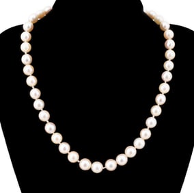 AKOYA CULTURED PEARL NECKLACE WITH DIAMOND CLASP