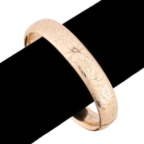 ANTIQUE 14K YG BANGLE BRACELET, CIRCA 1913