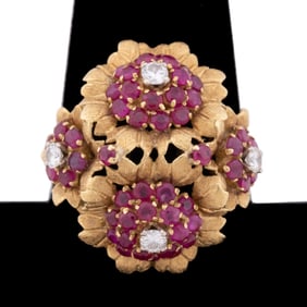RUBY & DIAMOND FLORAL COCKTAIL RING SET IN 18K YG