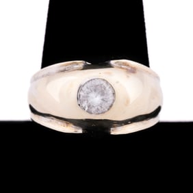 COLORLESS SOLITAIRE STONE RING SET IN 14K WG
