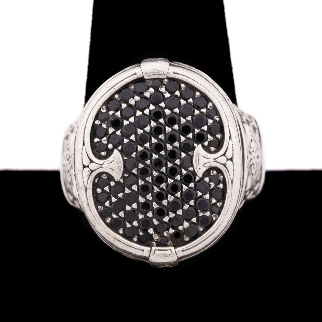 KONSTANTINO BLACK SPINEL 'PLATO' SIGNET RING (1 of 7)