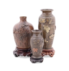 THREE MINIATURE JAPANESE BRONZE VASES
