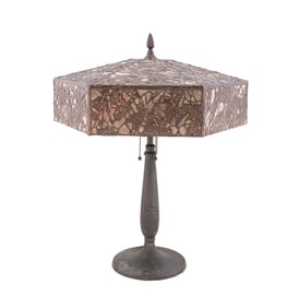 HANDEL TABLE LAMP WITH SLAG GLASS SHADE