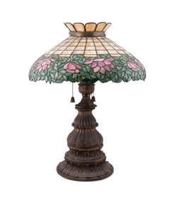 VICTORIAN BRASS & STAINED GLASS TABLE LAMP