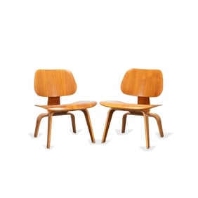 PAIR OF EAMES FOR HERMAN MILLER LCW LOUNGE CHAIRS