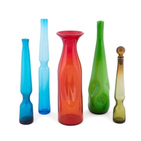 FIVE ART GLASS VESSELS INCLUDING GREENWICH FLINT