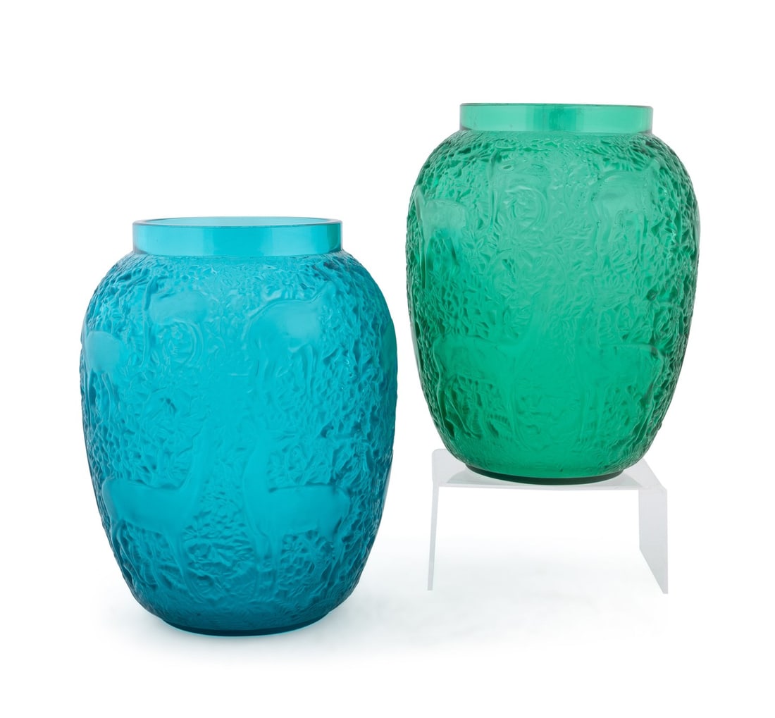 LALIQUE, TWO 'BICHES' CRYSTAL VASES, NO. 1082 (1 of 8)