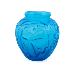 LALIQUE BLUE 'SAUTERELLES' CRYSTAL VASE, NO. 888