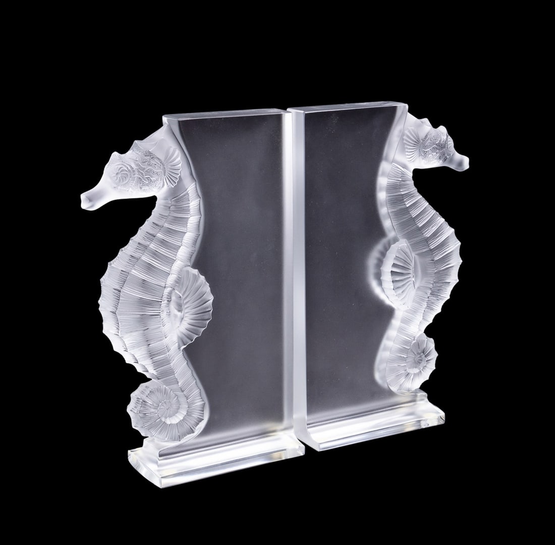 LALIQUE, PAIR OF 'POSEIDON' SEAHORSE BOOKENDS (1 of 7)