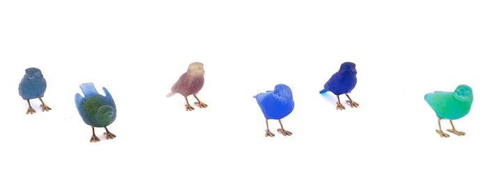 DAUM, ASSORTMENT OF SIX MINIATURE BIRD SCULPTURES