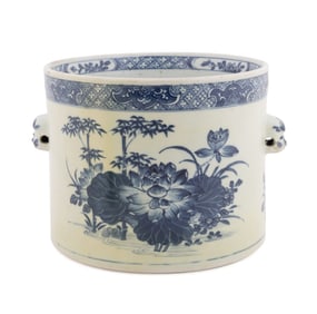 CHINESE BLUE & WHITE LOTUS BRUSH POT