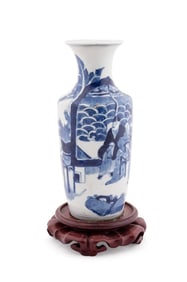 CHINESE BLUE & WHITE FIGURAL VASE ON STAND