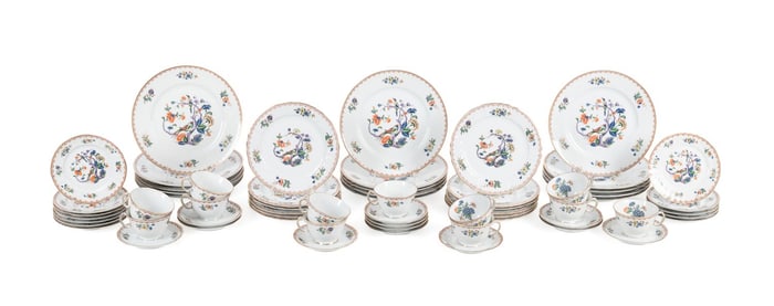 BERNARDAUD 'VIEUX ROUEN' DINNER SERVICE FOR 12