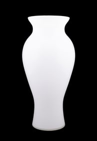 BAROVIER & TOSO, LARGE WHITE 'MONTENAPOLEONE' VASE