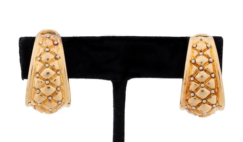 QUILTED MOTIF CLIP EARRINGS IN 18K YG & PLATINUM
